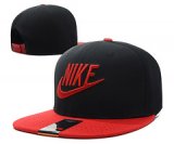 Nike Gorra [Ref. 27]