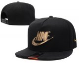 Nike Gorra [Ref. 11]