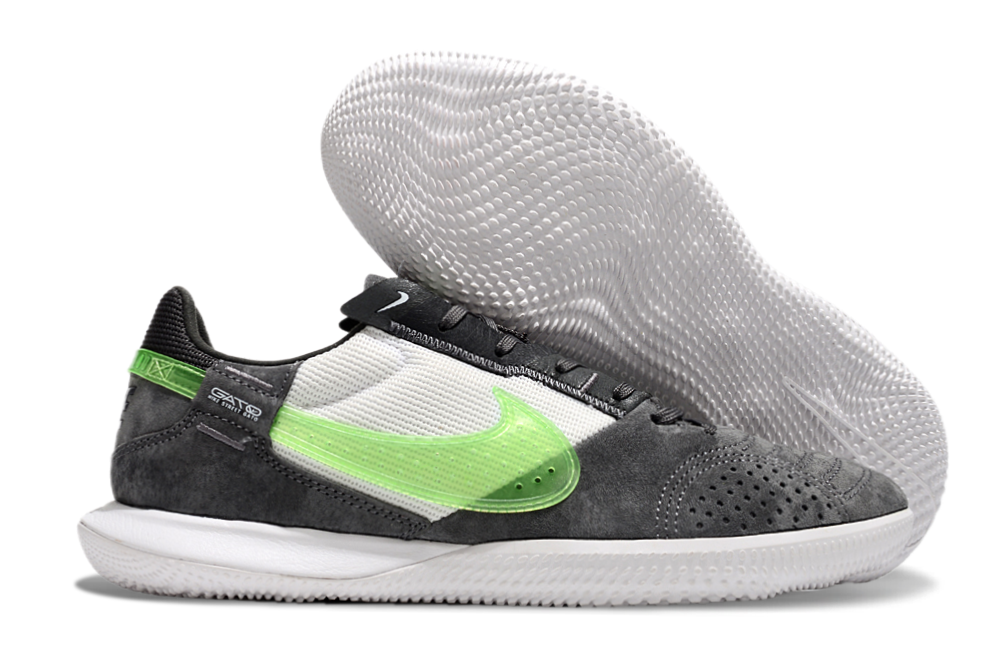 Nike Streetgato [R. 254]