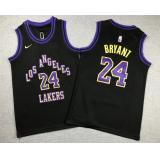 Kobe Bryant, Los Angeles Lakers (City) - NIÑOS
