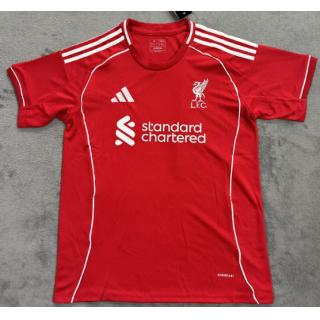 Liverpool 1a Equipación 2025/26 (Filtrada)