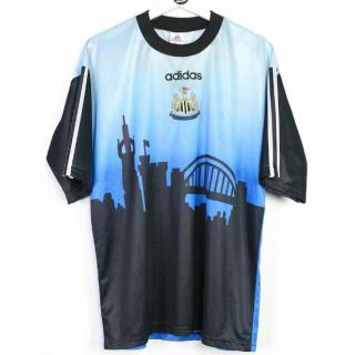 Newcastle United Equipación Especial 2024/25 \"City\"